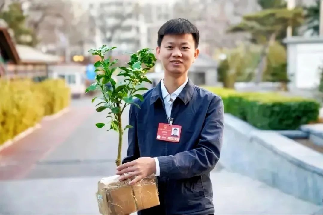 ?哇！五一簡約海報高級感拉滿_5_Aiven的設(shè)計日常哇_來自小紅書網(wǎng)頁版